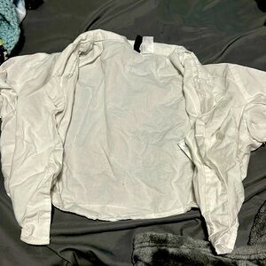 divided white button up short sleeve crop top